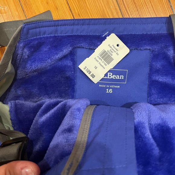 Girls LL Bean Snowpants - Picture 2 of 3